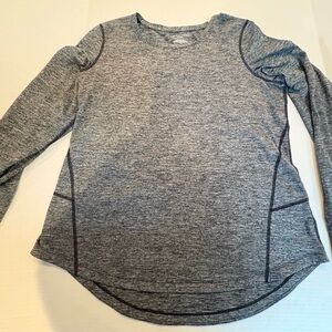Tek Gear Women's Heathered Gray Long Sleeve Top